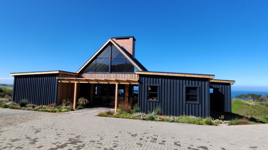 4 Bedroom Property for Sale in Hansmoeskraal A H Western Cape